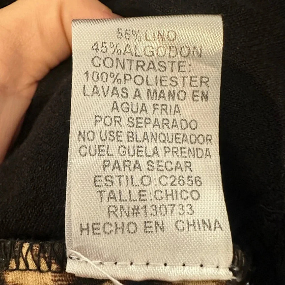 Umgee Tunic Black and‎ Leopard, rough hem, mixed print small - Picture 7 of 9